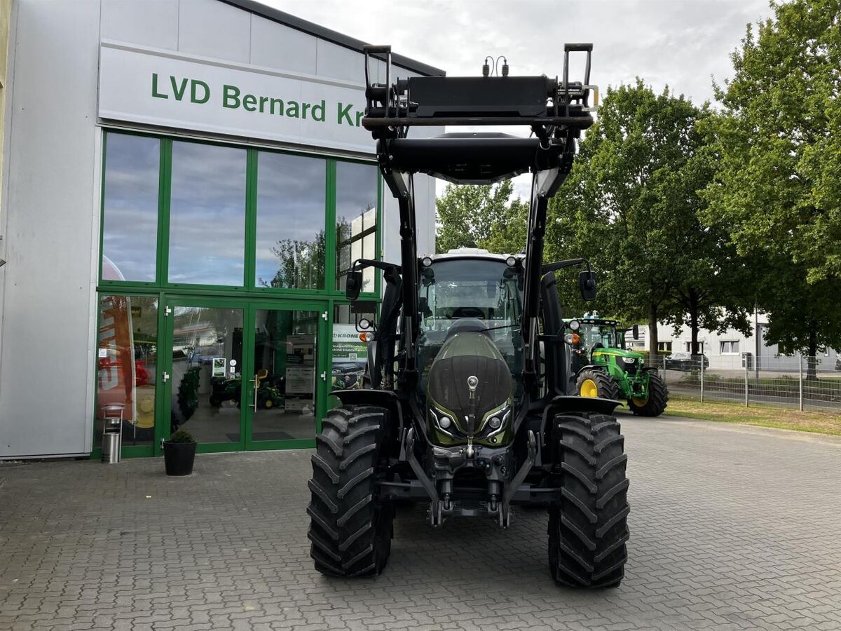 Valtra G125 Unlimited 3