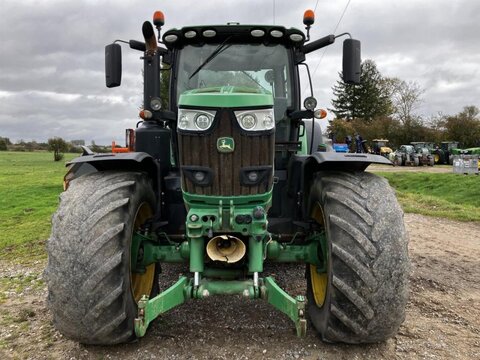 John Deere 6215R 3