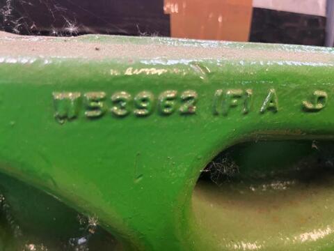 4112-0155b6e074579b053085bfc768cbe9f3-6081846