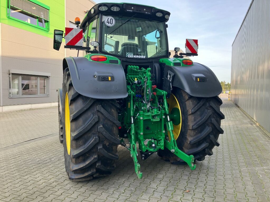 John Deere 6R 215 3