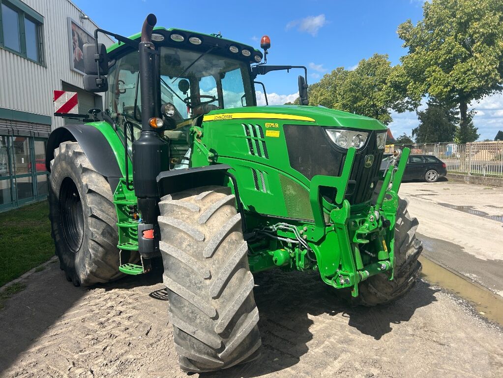 John Deere 6175R 3