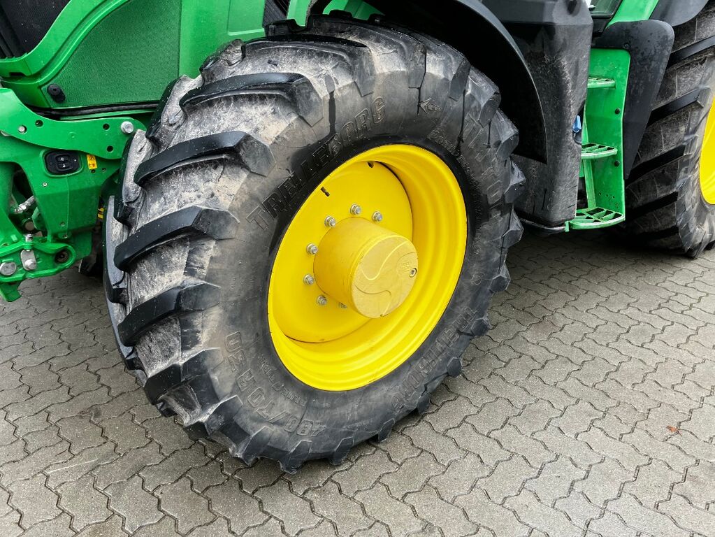 John Deere 6R 155 2