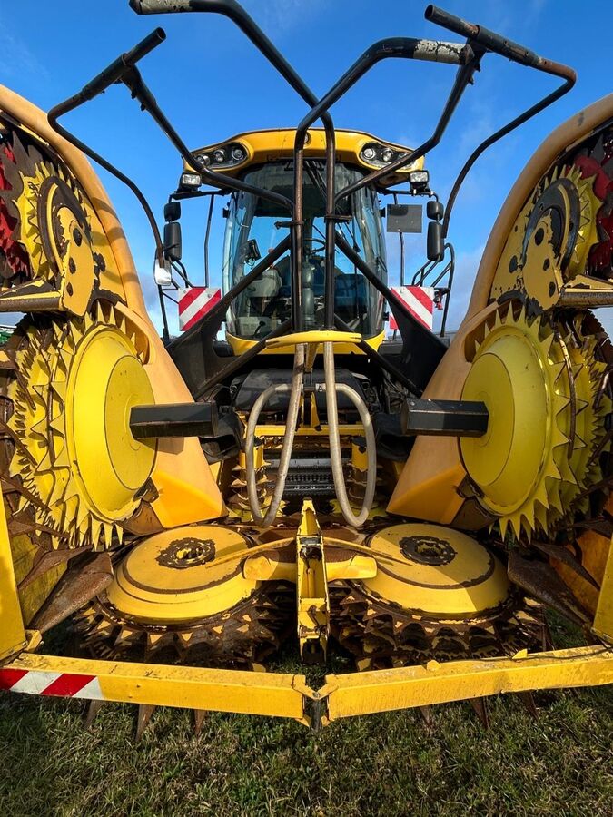 New Holland FR 700 2