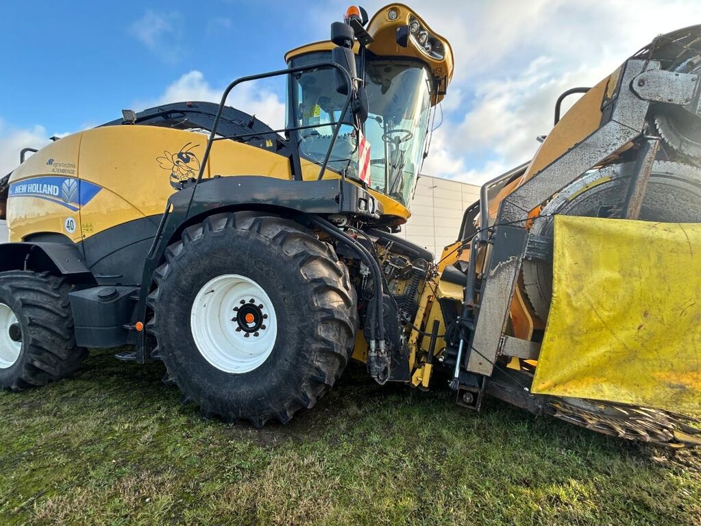 New Holland FR 700 3