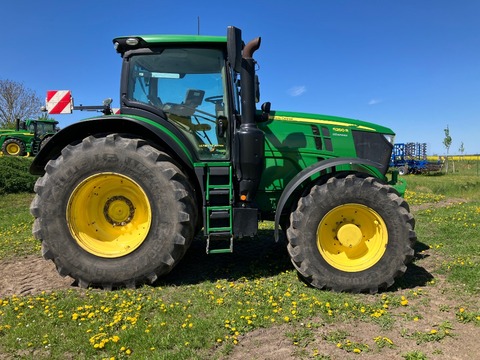 John Deere 6250R