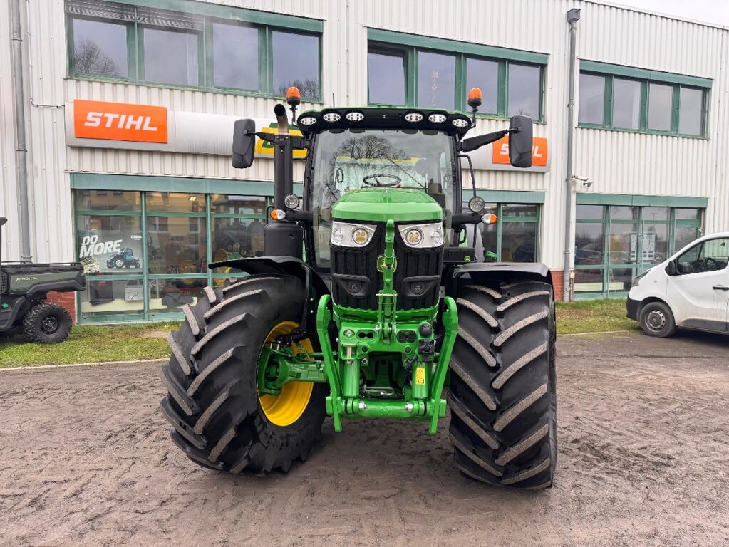 John Deere 6R185 2