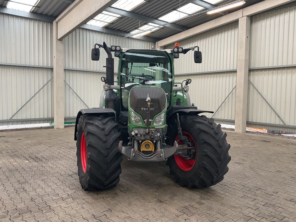 Fendt 718 Vario Profi 3