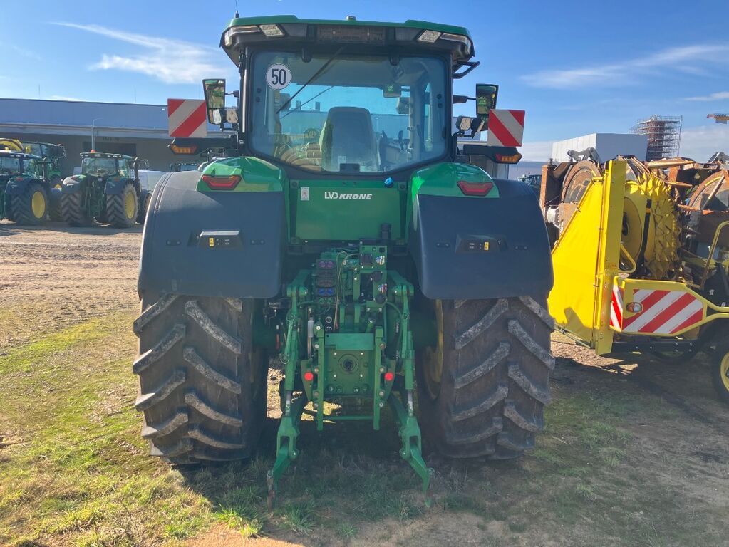 John Deere 7R 310 3