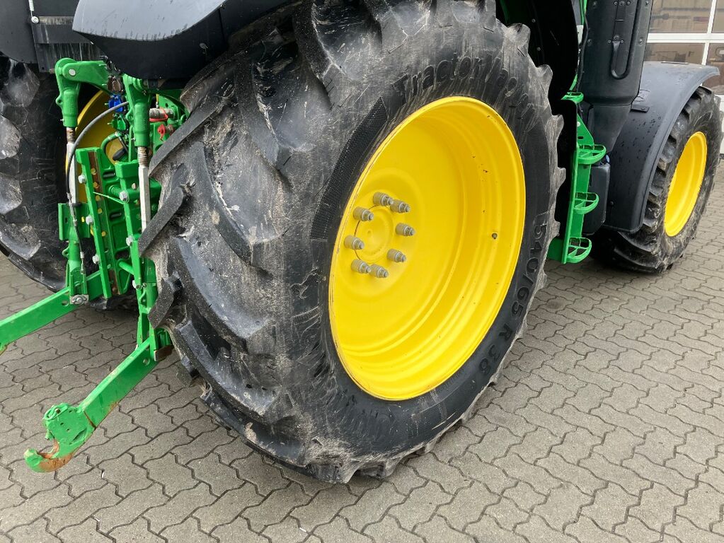 John Deere 6R 130 2