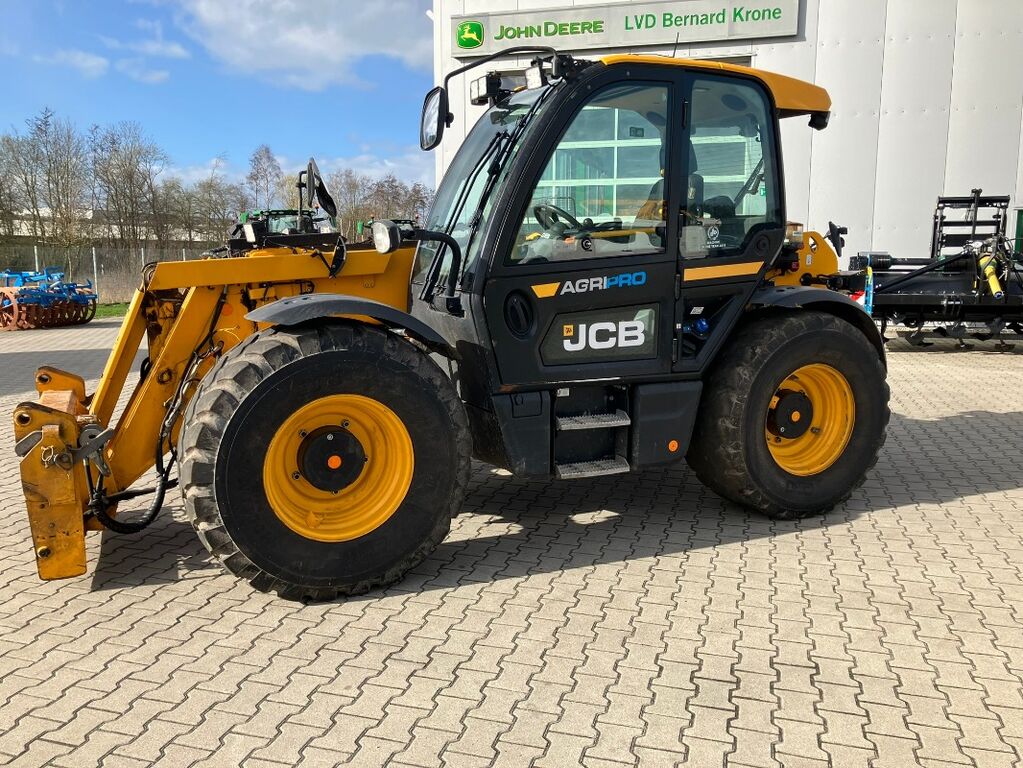 JCB 542-70 Agri 3