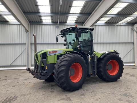 CLAAS XERION 3300 VC