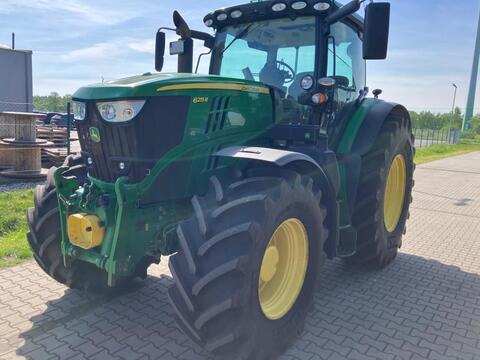 John Deere 6215R