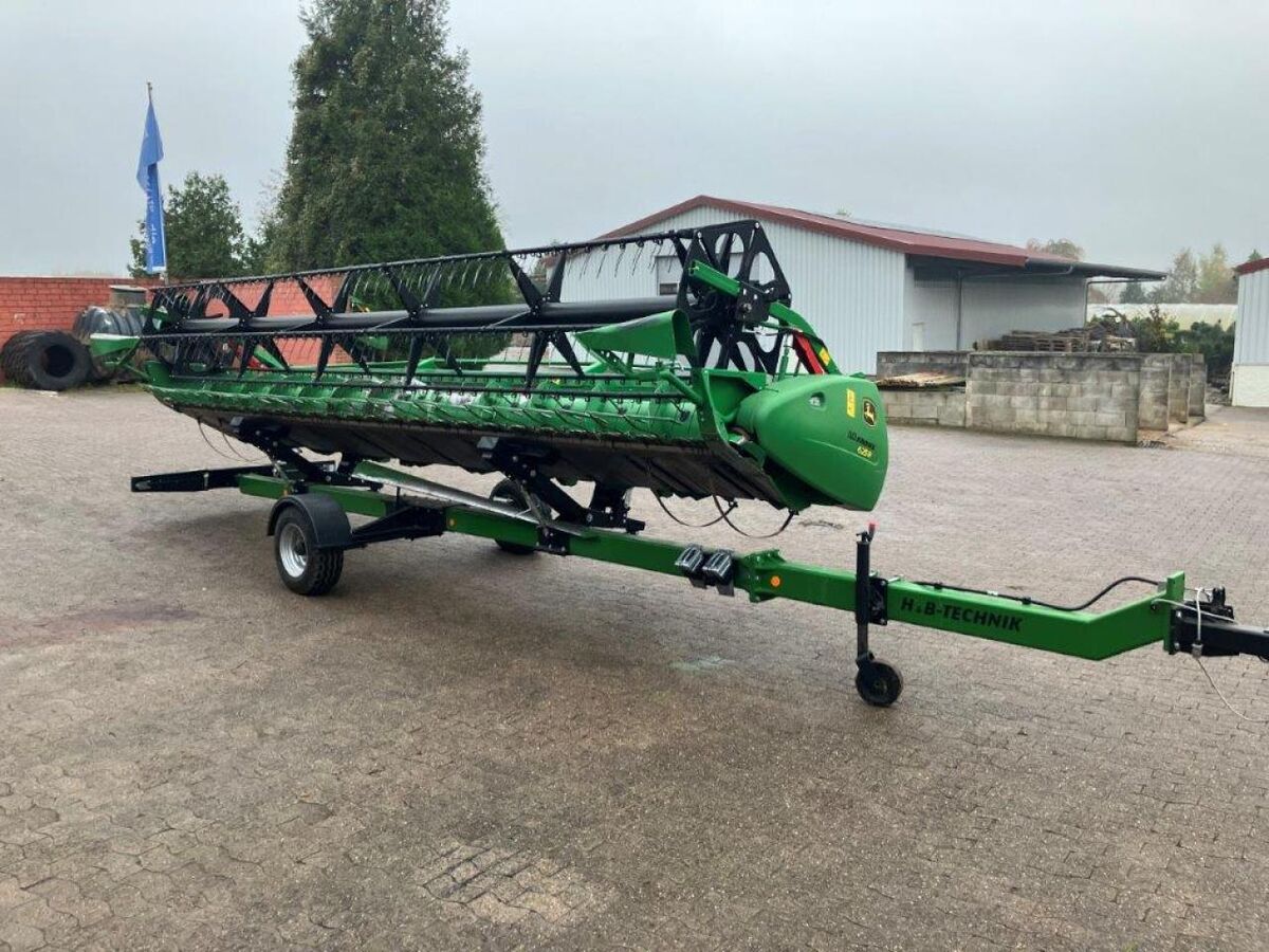 John Deere T560 2