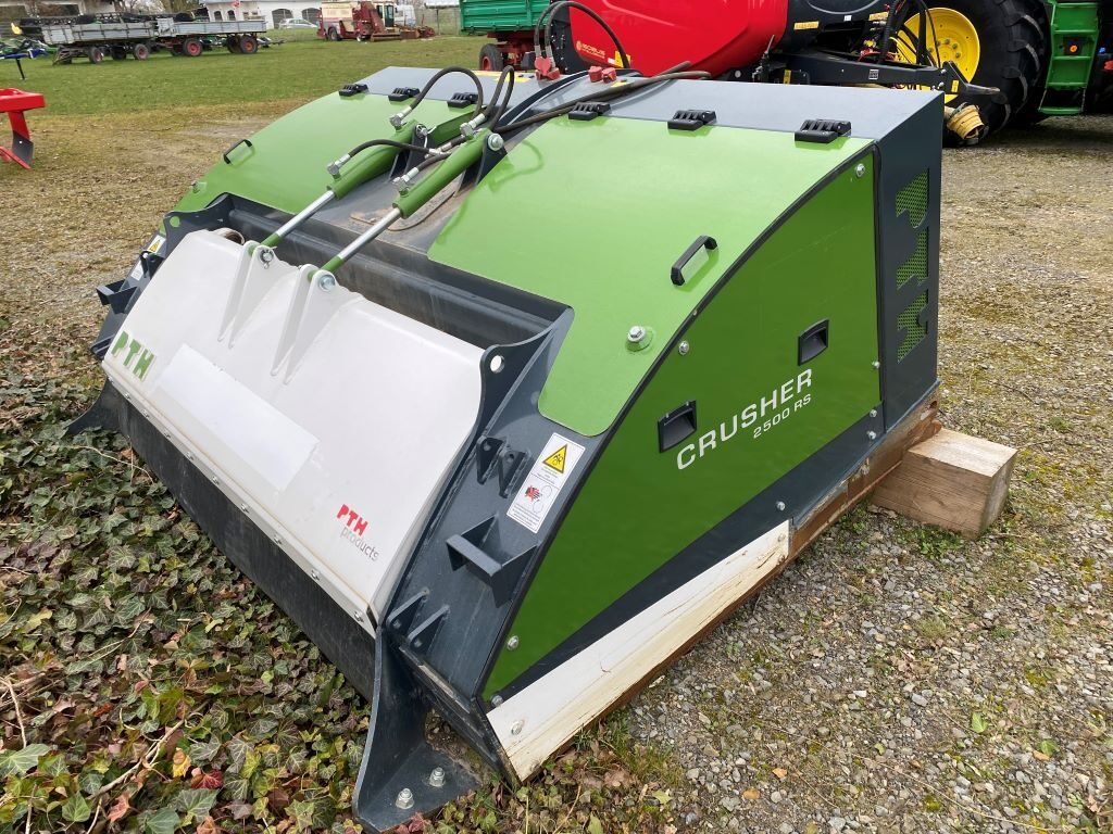 Crusher 2500RS 3