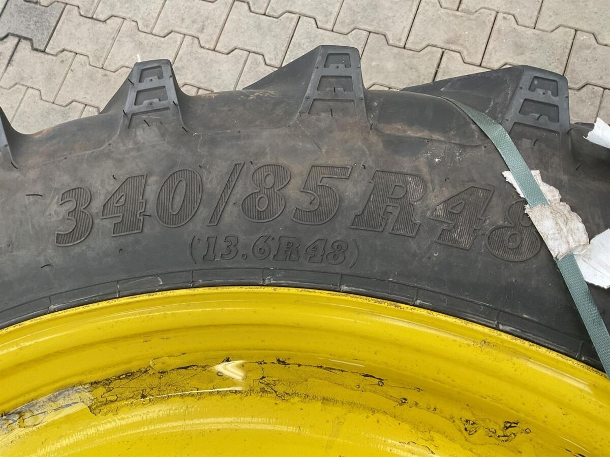 BKT 340/85R48 2