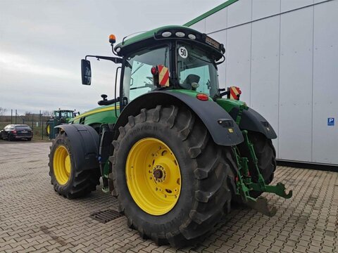 John Deere 8370R 3