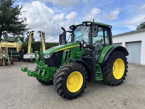 <strong>John Deere 6100M</strong><br />