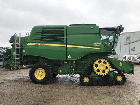 John Deere T670 2