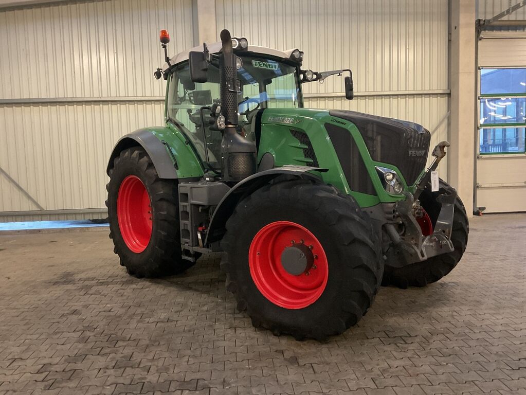 Fendt 828 Vario SCR 2
