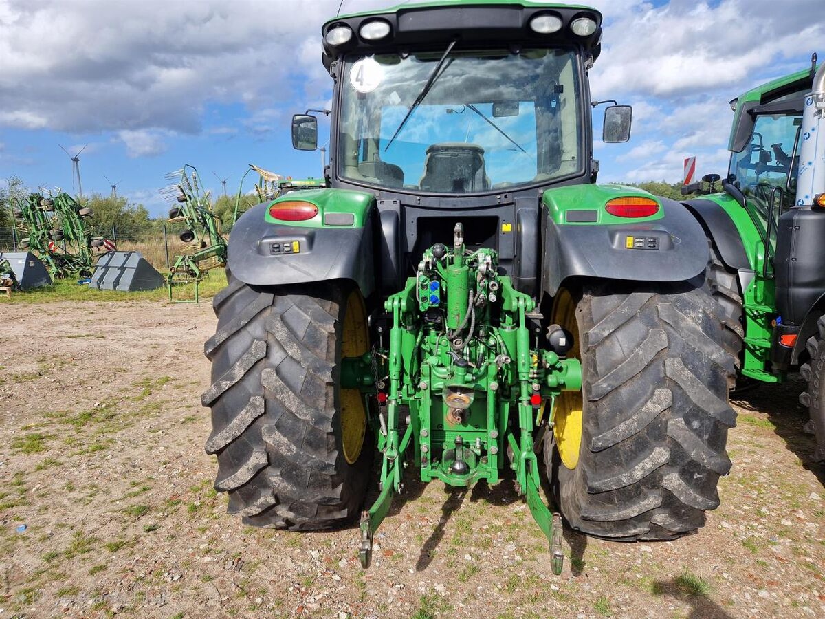John Deere 6140R 3