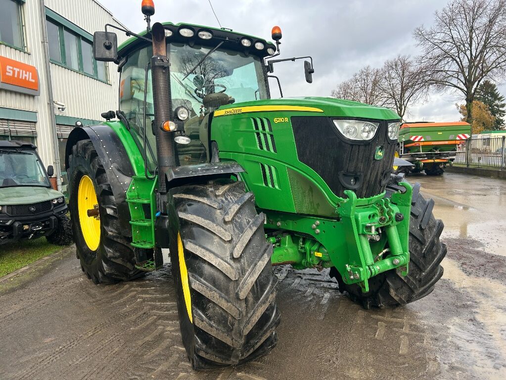 John Deere 6210R 3