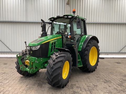 John Deere 6120M