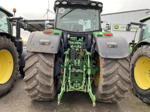 John Deere 6215R 3