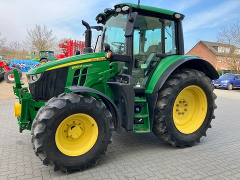 John Deere 6120M