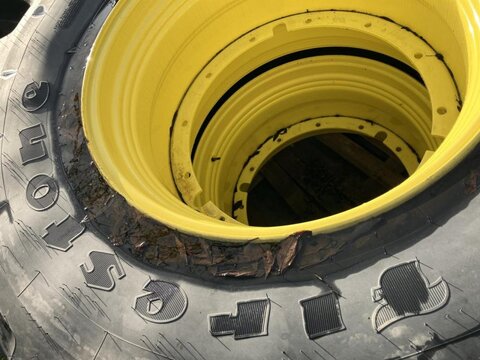 Firestone 650/85R38 2