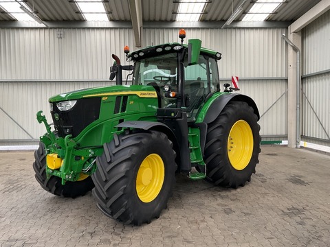 John Deere 6R 215
