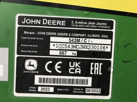 John Deere 5115M