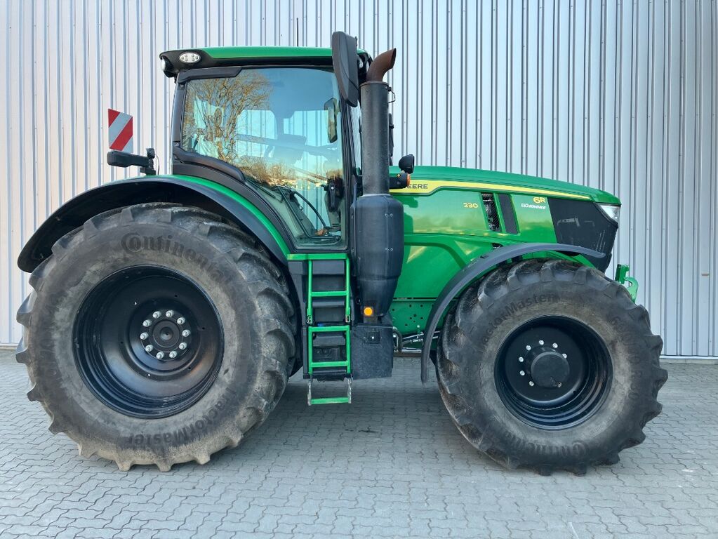 John Deere 6R 230 2