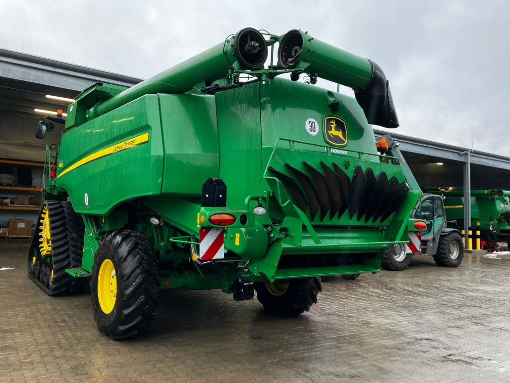 John Deere T660i 3