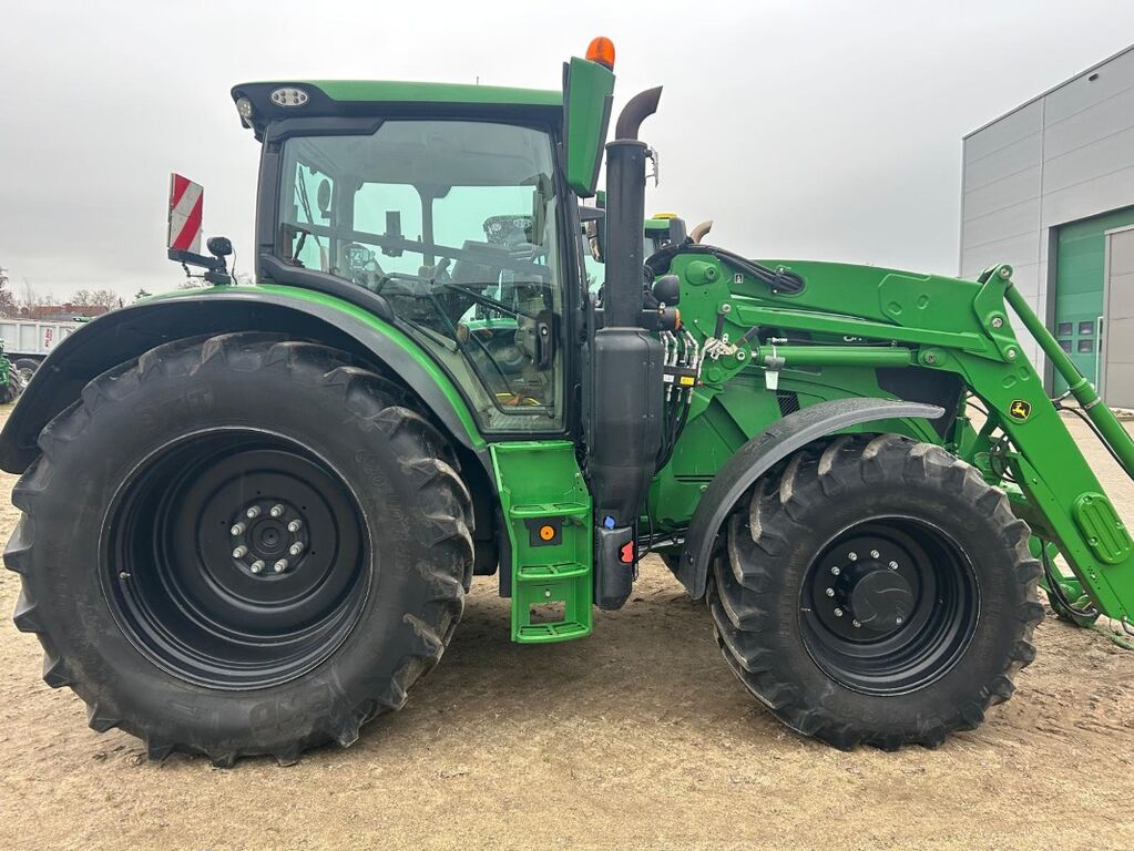 John Deere 6R 185 2