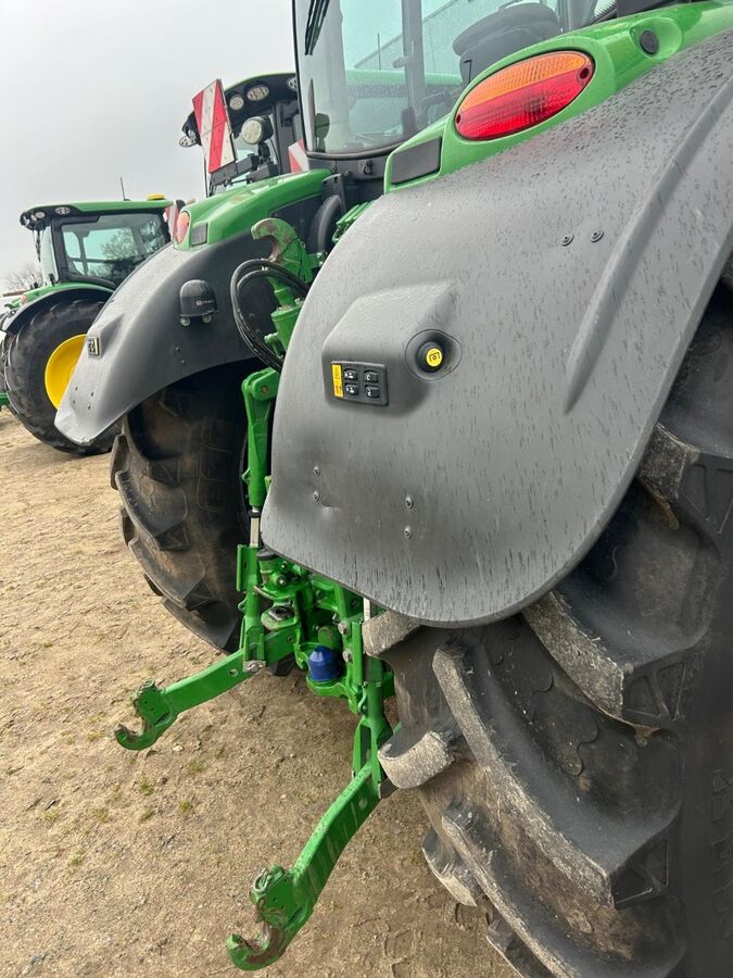 John Deere 6R 185 3
