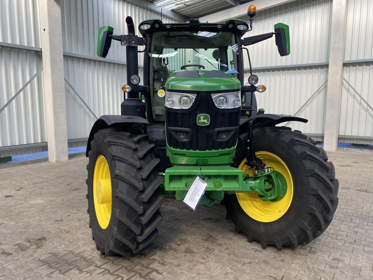 John Deere 6R 155 2