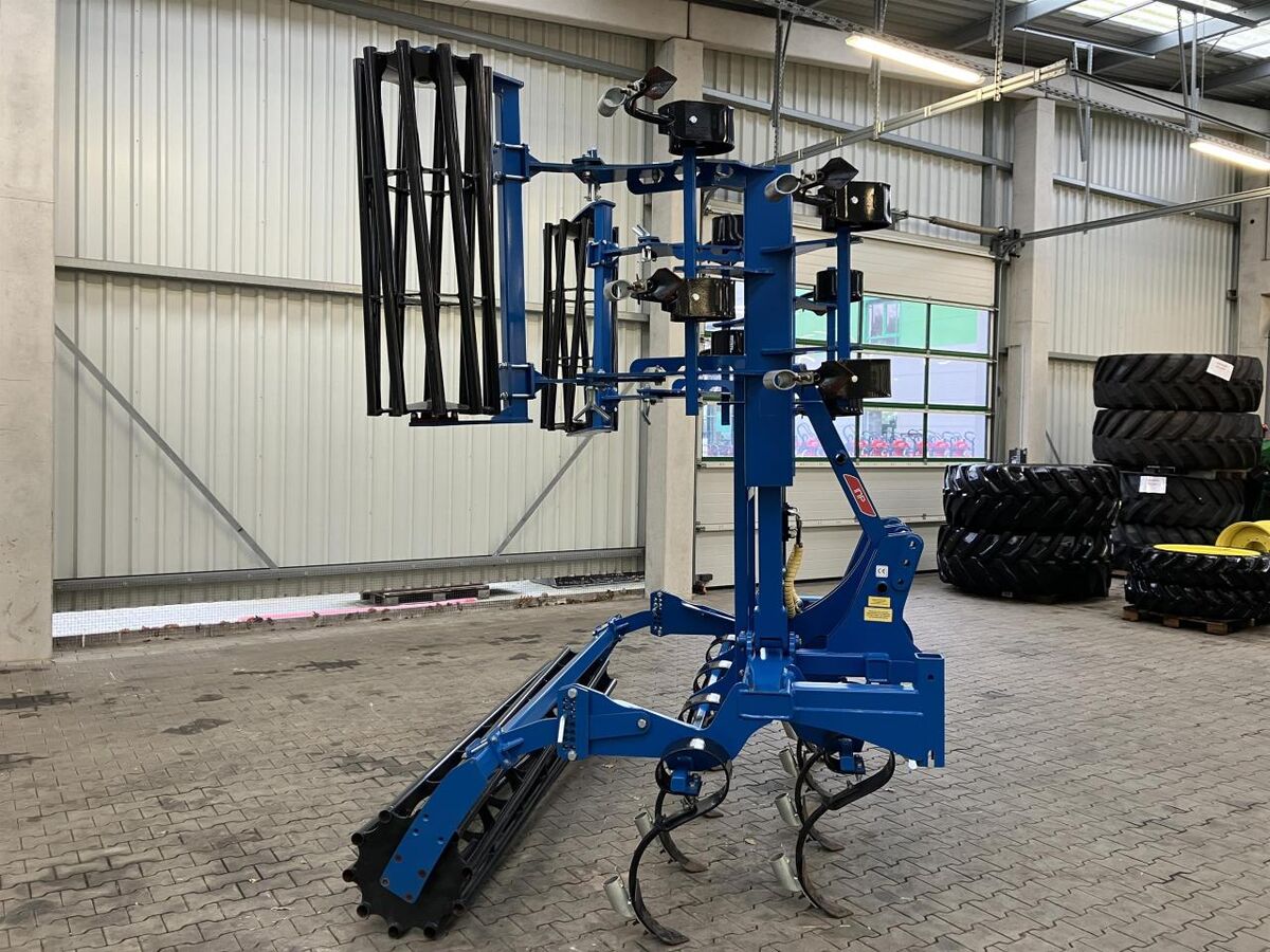 Agripol 4,8m mit Walze 3