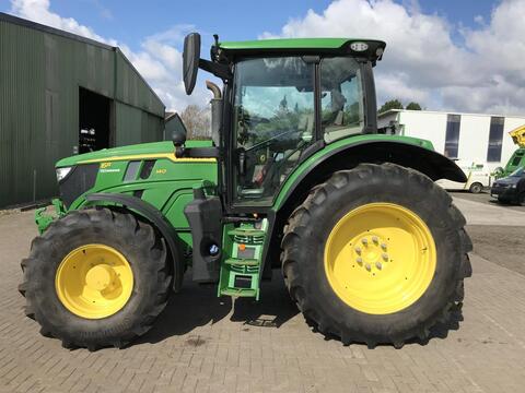 John Deere 6R 140