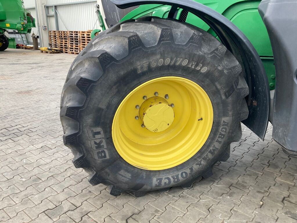 John Deere 6195R 3