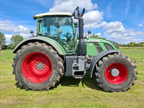 Fendt 724 Profi Plus