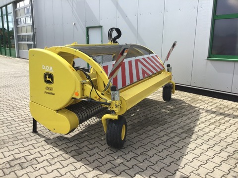 John Deere 639