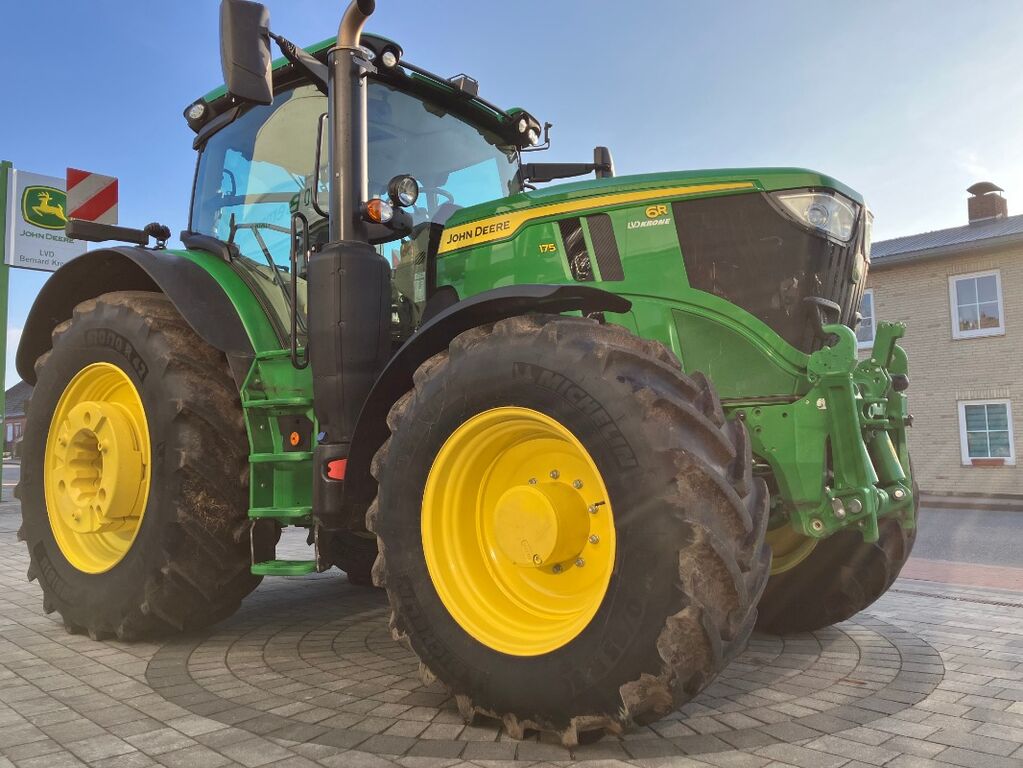 John Deere 6R 175 2