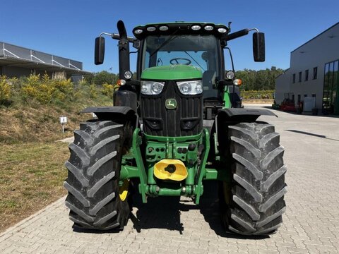 John Deere 6215R 3