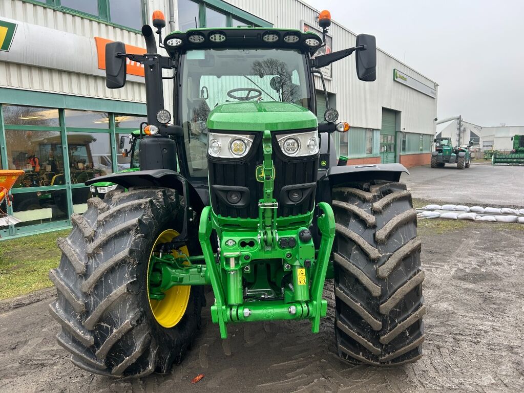 John Deere 6R185 2