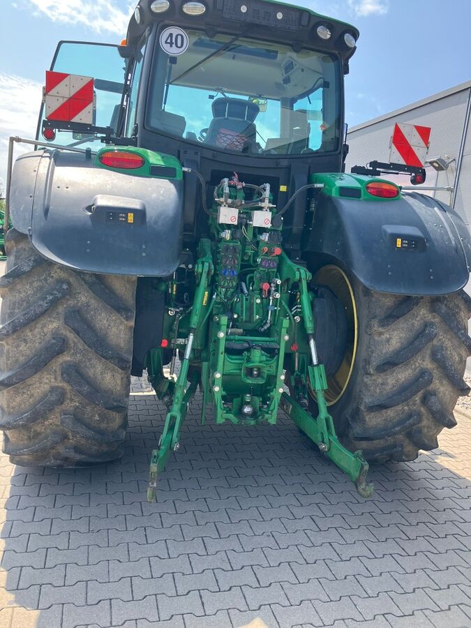 John Deere 6250R 2