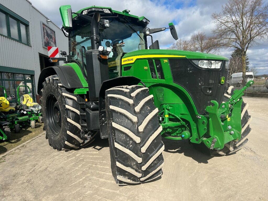 John Deere 7R310 3