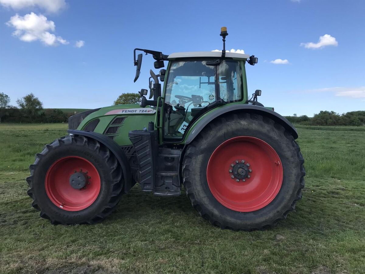 Fendt 724 Vario 1