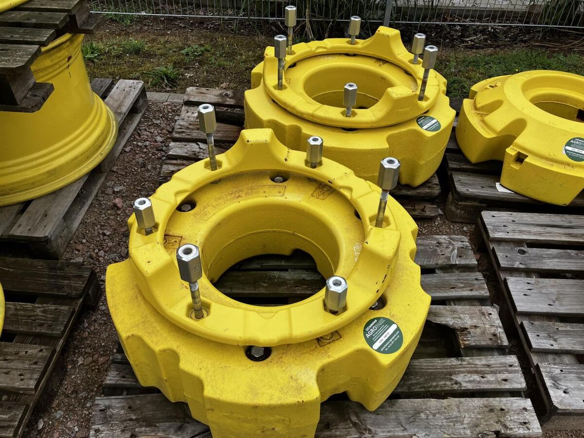 John Deere 70 kg + 900 kg 1