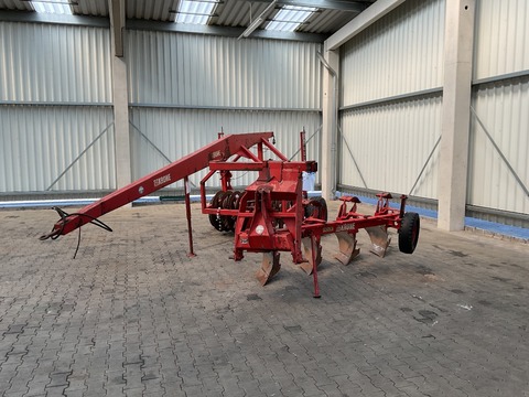 Krone Fidux S/120/4 Beet