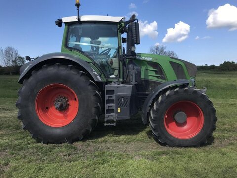 Fendt 828 Vario 2